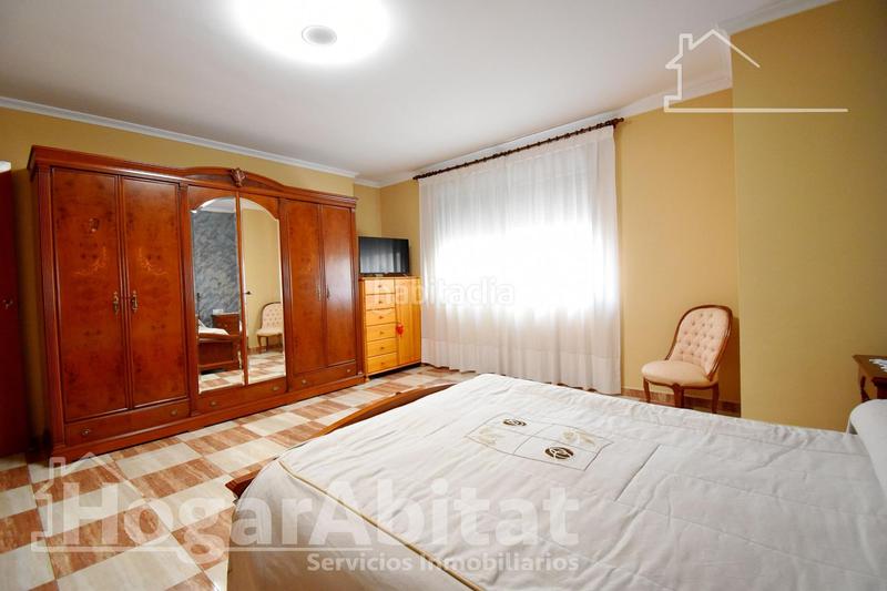 Foto acf92378-e535-4a0b-b079-dbe5d6c1a184. Casa  seminueva con gran terraza y garaje en Xeraco