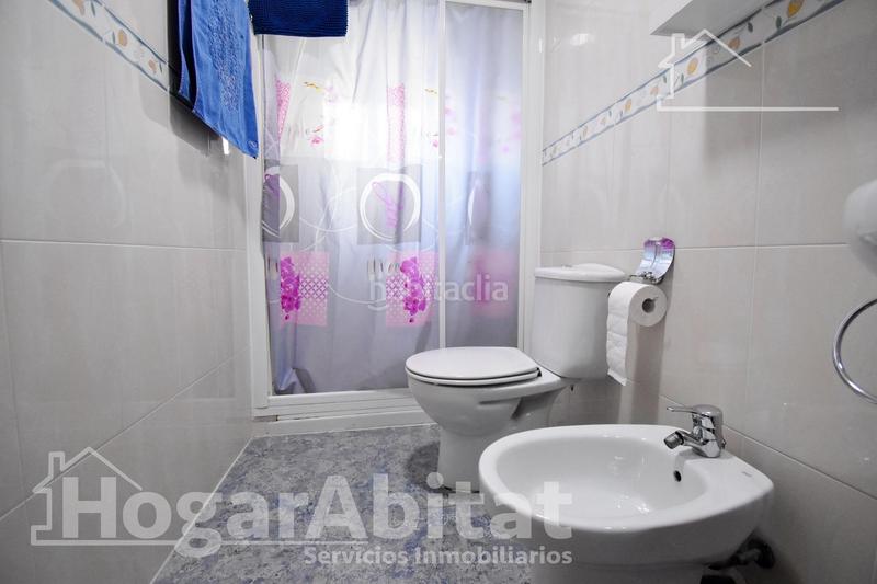 Foto b24ccfa2-3a51-469b-8fa2-2774920c5b09. Casa  seminueva con gran terraza y garaje en Xeraco