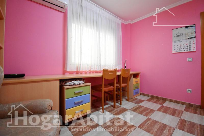 Foto b2d7d857-2752-4f6a-8a05-60d0f2fba9e7. Casa  seminueva con gran terraza y garaje en Xeraco