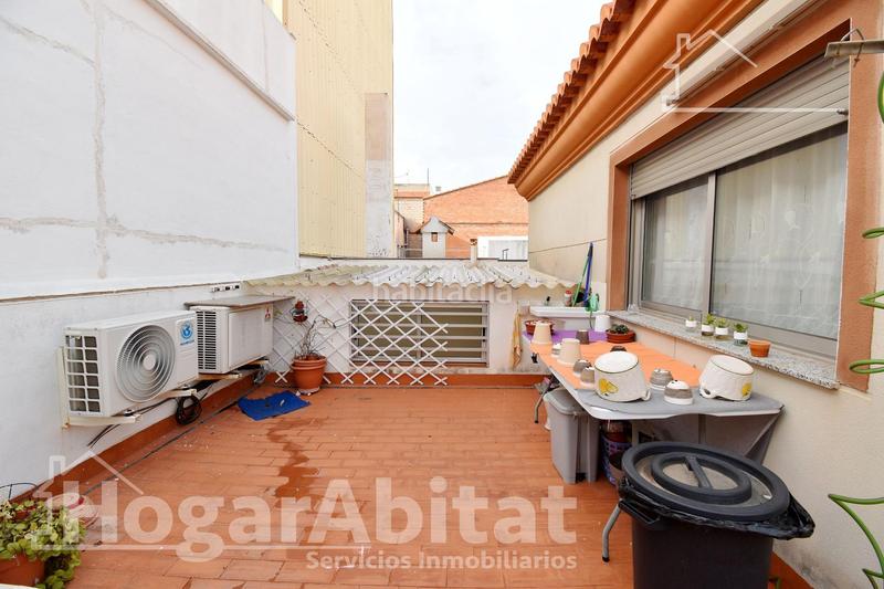 Foto c1725886-c97d-4da1-b479-fed5dbf76319. Casa  seminueva con gran terraza y garaje en Xeraco