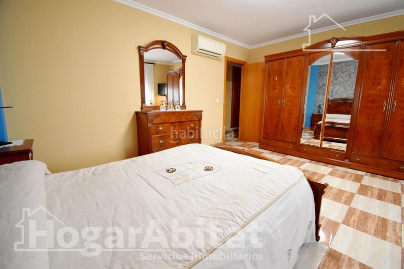 Foto c4d5939a-324d-46a9-bfeb-61072e7c0f7b. Casa  seminueva con gran terraza y garaje en Xeraco