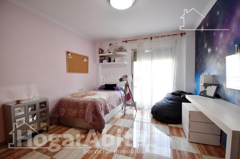 Foto d62e8af0-18b1-4dae-8255-6e1dd2290188. Casa  seminueva con gran terraza y garaje en Xeraco
