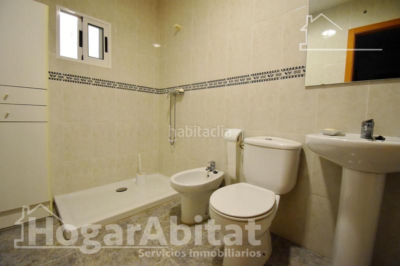 Foto ea72ee56-7c5c-4a97-b7f2-11dc8a244b41. Casa  seminueva con gran terraza y garaje en Xeraco