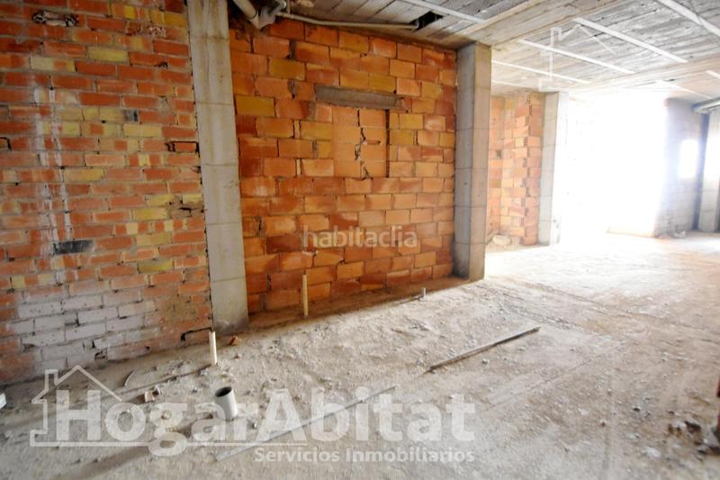 Foto 27530fd0-9c08-4c45-9e1d-00bc6929fed7. Piso oportunidad! amplio piso diáfano para hacer el hogar de tus sueños en Pego