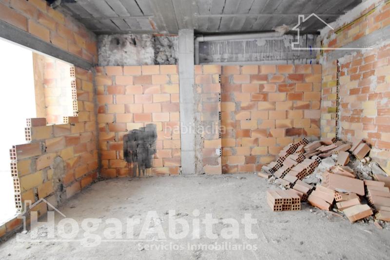 Foto 8a6c6ac5-c408-4ef8-a7f2-c52cbd2c0b95. Piso oportunidad! amplio piso diáfano para hacer el hogar de tus sueños en Pego