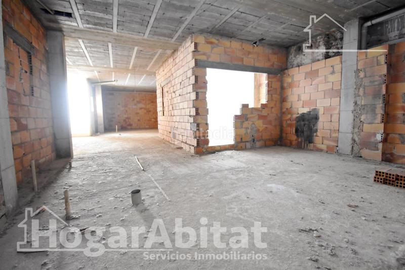 Foto 9c416fc9-f910-4341-b02a-d3120c9f3210. Piso oportunidad! amplio piso diáfano para hacer el hogar de tus sueños en Pego