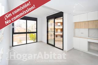Piso  Calle ramon gallud. Vivienda de lujo con piscina, terraza y balcón cerca de la playa