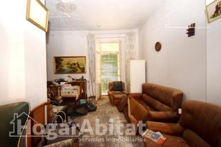 Casa a Moncada. Casa con terraza para hacer a tu hogar de sueño
