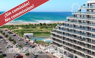 Pis  Avenida jardín. 1 linea de la playa. a estrenar en residencial con piscina y gar