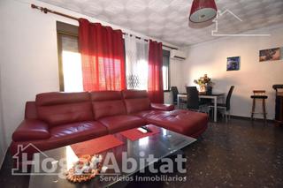 Maison à Betxí. Gran oportunidad! bonita y amplia casa con garaje, terraza y tra