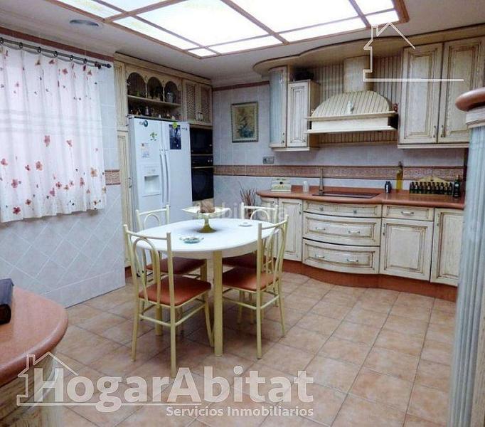 Foto 2b3e8d79-4e82-4e80-9c2a-2694e07dd6df. Casa con parcheggio in Crevillente