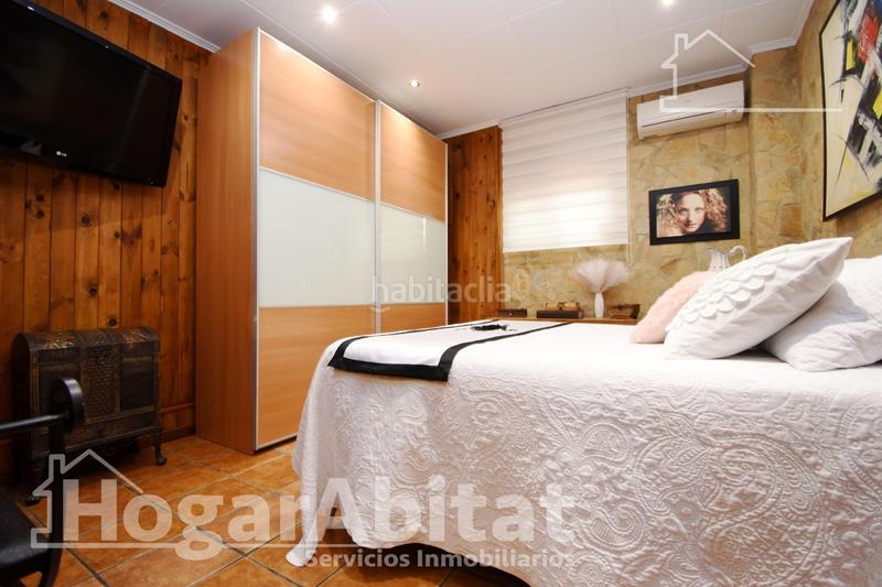Foto 626f4106-a3bd-4fbc-9af7-d635774528b4. Chalet  espectacular! reformado, amplio y luminoso con garaje y terraza en Llaurí