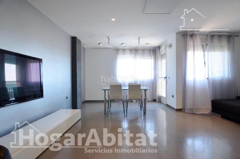 Foto 3dd9c948-9fb8-4e85-ab4f-947f0086cbbe. Piso amplio y reformado con mucha luz natural, balcón y trastero en Xeraco
