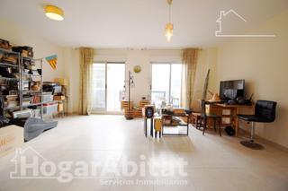 Etagenwohnung in Grau de Gandía-Marenys de Rafalcaid. Precioso dúplex con balcón y trastero, cerca del puerto