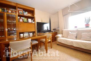 Appartement  Calle sant xotxim. Gran oportunidad! semireformado, impecable y económico, con buen