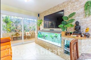 Appartamento  Cortes valencianas. Seminuevo y reformado con terraza, garaje y trastero