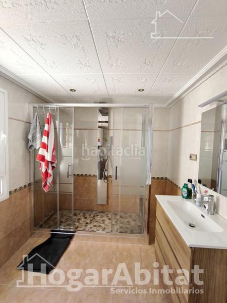 Foto 0d5d14dd-9d2b-41b9-b179-af12d90c3118. Piso reformado y muy amplio con garaje y terraza en Alginet
