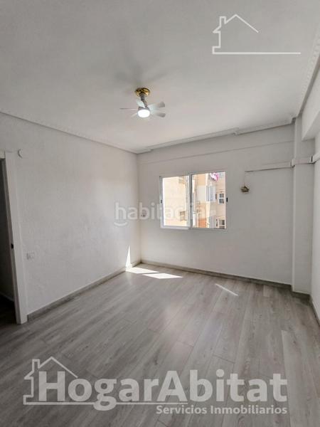 Foto 1348277a-b0c5-449b-bed2-46e01b99d937. Piso reformado y muy amplio con garaje y terraza en Alginet