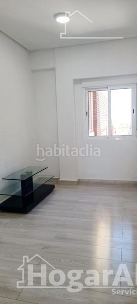 Foto 4cfaacef-3e78-4acc-857b-75a465d895d4. Piso reformado y muy amplio con garaje y terraza en Alginet