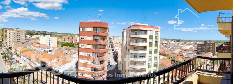 Foto 773f6807-7879-42b1-94ef-bf8cbe754291. Piso reformado y muy amplio con garaje y terraza en Alginet