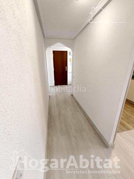 Foto c9671aa6-aba8-4897-b236-ebb6975651b9. Piso reformado y muy amplio con garaje y terraza en Alginet