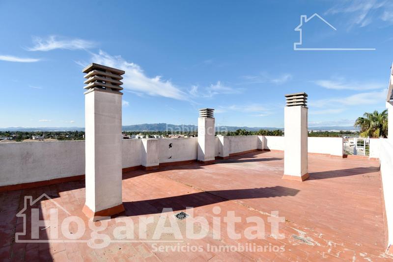 Foto 79c36b7c-2dcd-4d6a-b56f-04bbc689fe22. Àtic amb calefacció aparcament a Playa Burriana