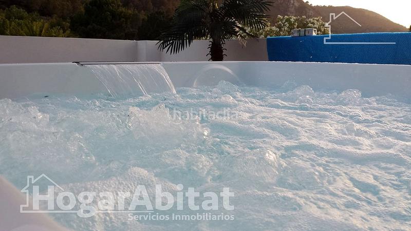Foto 02e55410-5aa9-4190-9570-d6d4a1e4bcf5. Chalet espectacular chalet con piscina, jacuzzi, barbacoa y amplias terrazas en Barx