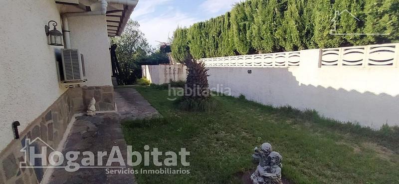Foto b1b8cc95-998f-4c85-b9da-ccfe2ecbb459. Chalet espectacular chalet con piscina, jacuzzi, barbacoa y amplias terrazas en Barx