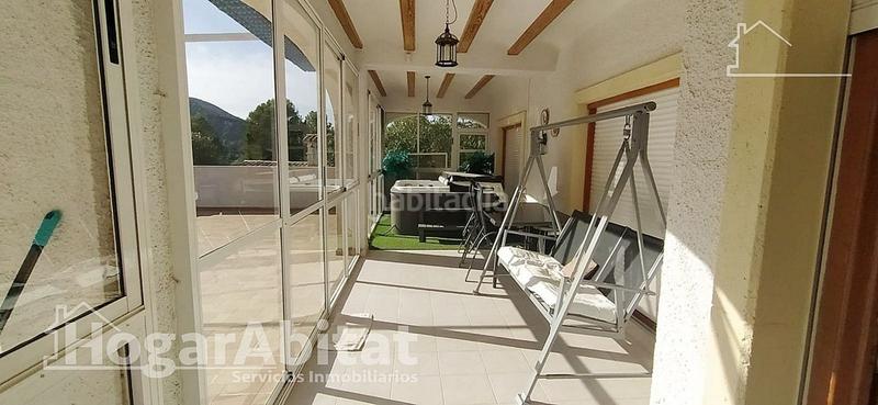 Foto d57fbb9c-f17d-4b5e-9c1c-91f2e16c28e3. Chalet espectacular chalet con piscina, jacuzzi, barbacoa y amplias terrazas en Barx