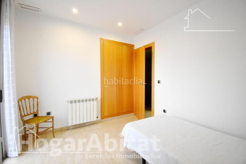 Foto ca26a412-c6d0-457f-9657-9399186b7418. Reihenhaus mit heizung parking in Park Nord - Casona Gandia