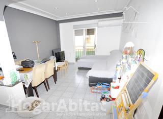 Appartement à Moncada. Gran oportunidad! alto, bonito y luminoso con dos balcones