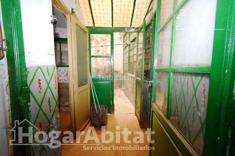 Foto a36ecc6c-ce55-4673-8f04-994fd5668211. Casa gran casa para hacer a tu hogar de sueño en pleno de Centro en Chiva
