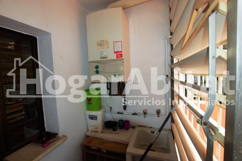 Foto 0d6c6a0f-33f7-43d5-a161-4815af4711d8. Piso amplio con gran terraza y garaje junto a nuevo centro en Valencia