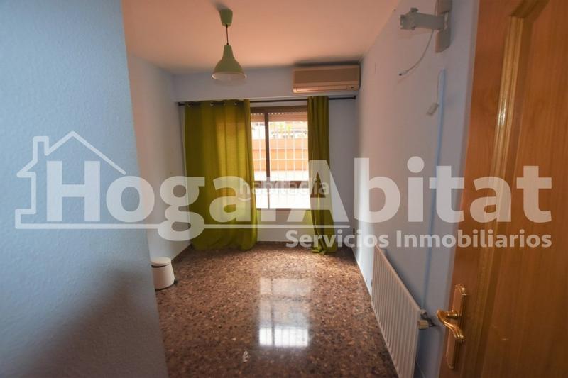 Foto 54d936db-d344-4d54-8d55-6d2e3007a79c. Piso amplio con gran terraza y garaje junto a nuevo centro en Valencia