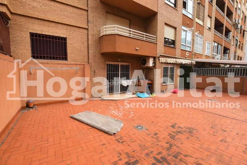 Foto 5f81b498-4aad-44c1-9a8a-f9898922c9f8. Piso amplio con gran terraza y garaje junto a nuevo centro en Valencia
