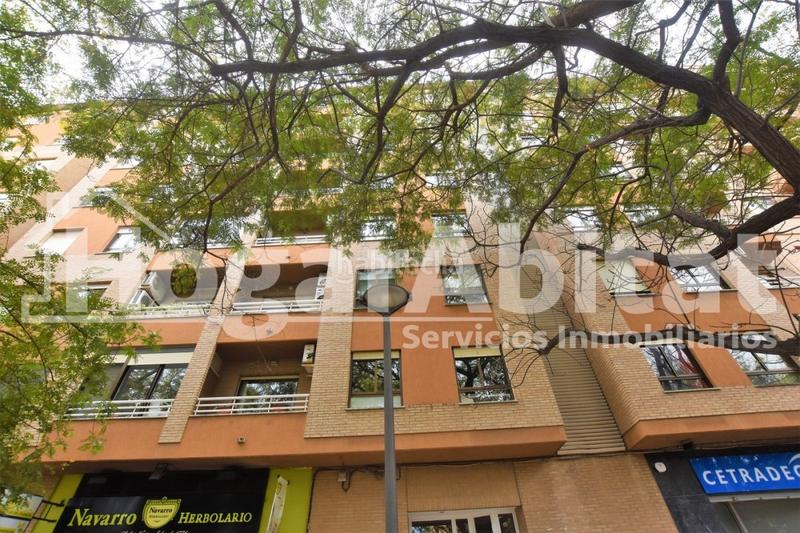 Foto 62e6d225-0f80-4546-b494-25adf54f871a. Piso amplio con gran terraza y garaje junto a nuevo centro en Valencia