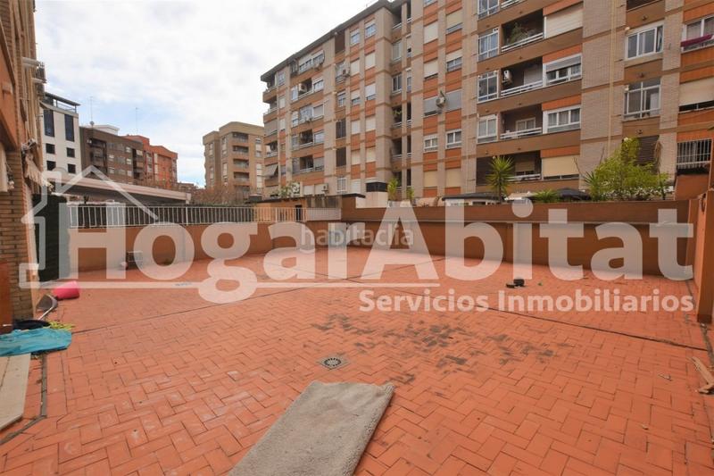 Foto 6b42db59-e7bd-4611-8cac-a63af7be11d0. Piso amplio con gran terraza y garaje junto a nuevo centro en Valencia
