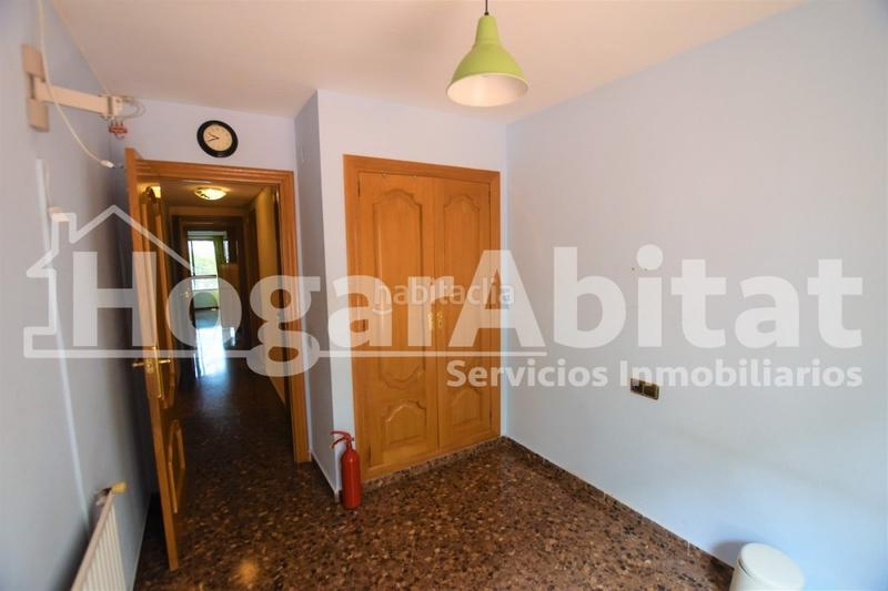 Foto 87afae96-b64f-4761-9f5f-ea485a92554c. Piso amplio con gran terraza y garaje junto a nuevo centro en Valencia
