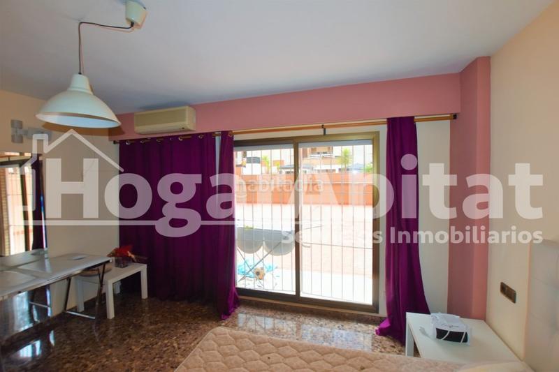 Foto a85d9efa-7f1b-4f65-bdb4-4503231e6d66. Piso amplio con gran terraza y garaje junto a nuevo centro en Valencia