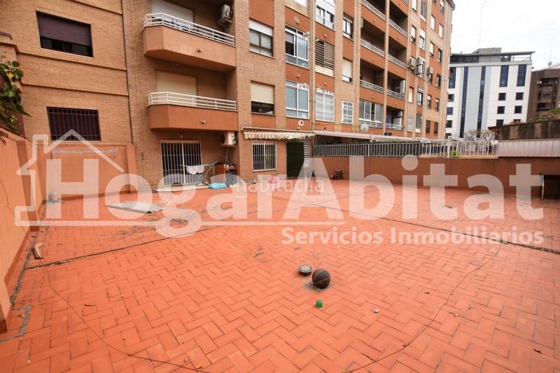 Foto aeae1d3d-77d2-44d3-9194-d4f7bdce90c8. Piso amplio con gran terraza y garaje junto a nuevo centro en Valencia