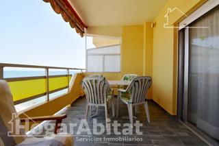 Appartement à Tavernes de la Valldigna. Espectacular, primera línea de playa! alto y muy luminoso con gr