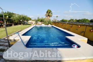 Chalet à El Grao. Chalet espectacular! amplio con garaje, terraza y piscina privad