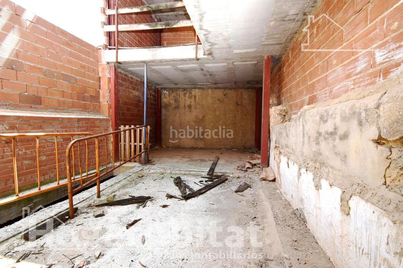 Foto 25c10e01-2081-4198-9c25-62f167ca4568. Casa amb aparcament a Cheste