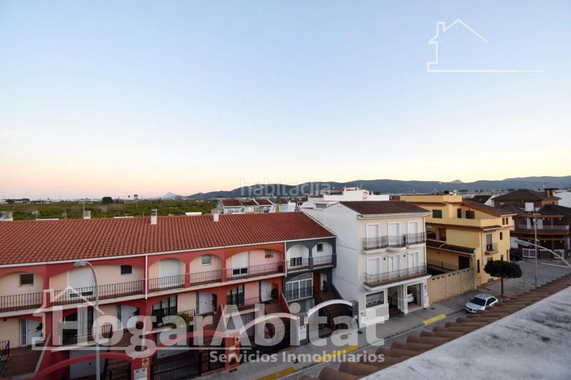 Foto 8c87873e-2fdb-4ecf-bdba-305b5ad736b3. Haus mit heizung parking in Almoines