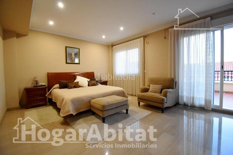 Foto b8be1215-8361-4f66-8522-92369eb54044. Haus mit heizung parking in Almoines