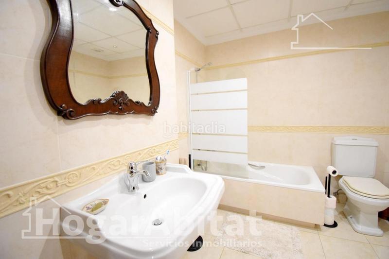 Foto c520dc4c-b996-46a2-ae99-66788c7f717f. Haus mit heizung parking in Almoines