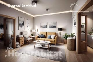 Casa a Alcácer. Amplia casa con local comercial y dos terrazas