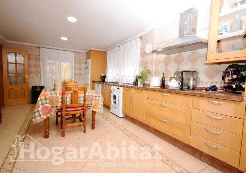 Foto 78eb2445-3c32-45c9-b2a4-6e5dcdca6bb6. Xalet amb calefacció aparcament piscina a Monserrat