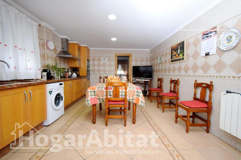 Foto 93b16ef7-1d48-4114-a1ec-62d28301f081. Xalet amb calefacció aparcament piscina a Monserrat