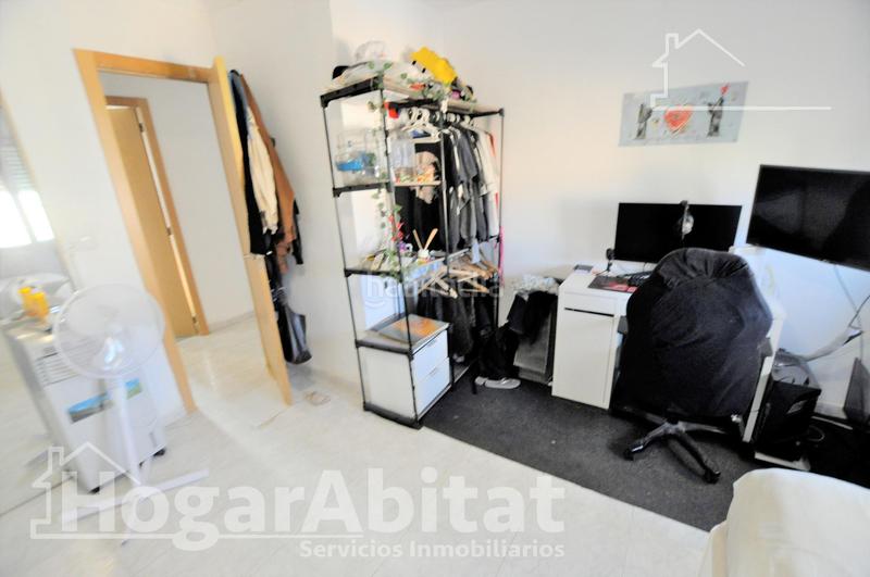 Foto ff14d10b-0bf0-4959-a1bd-0154a5ef4c1c. Piso playa de la malvarrosa! acogedor, alto y luminoso con trastero en Valencia